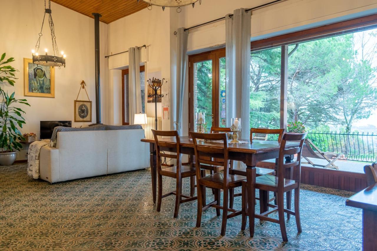 Villa Poliziana San Benedetto Montepulciano Stazione エクステリア 写真